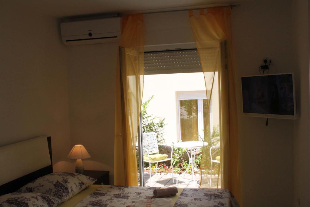 Apartments Bellator Šilo Exterior foto